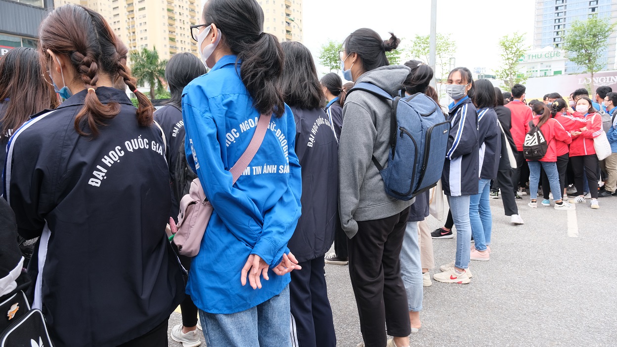 'World Cleanup Day 2020 - Ngày làm sạch thế giới' diễn ra với sự tham gia của hàng trăm sinh viên tại Hà Nội - 4 'World Cleanup Day 2020 - Ngày làm sạch thế giới' diễn ra với sự tham gia của hàng trăm sinh viên tại Hà Nội - 4