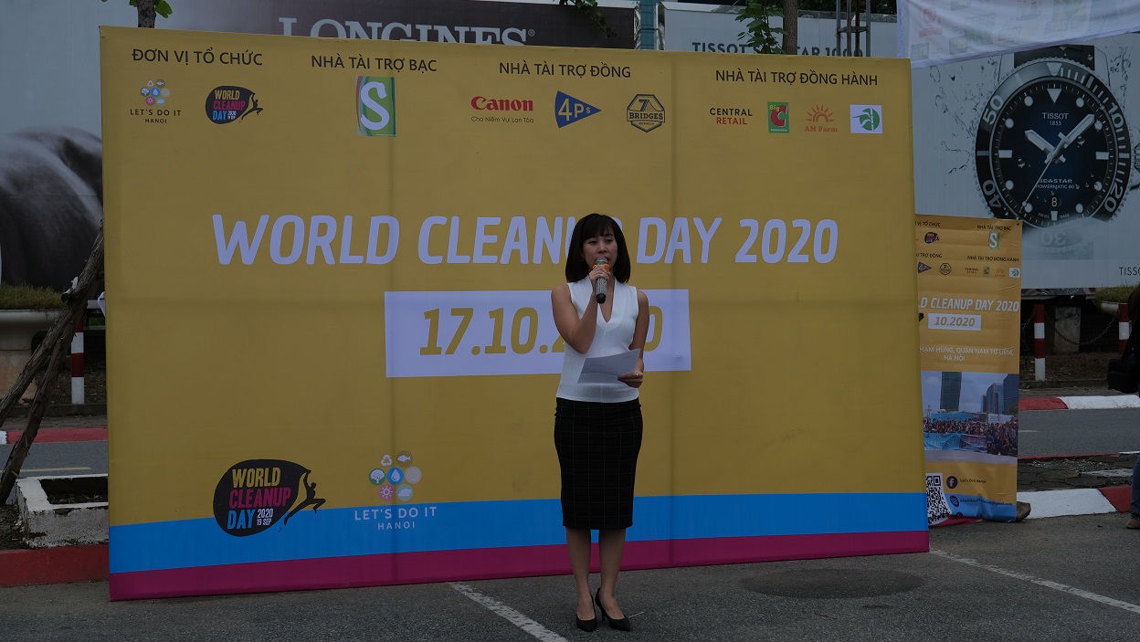'World Cleanup Day 2020 - Ngày làm sạch thế giới' diễn ra với sự tham gia của hàng trăm sinh viên tại Hà Nội - 1 'World Cleanup Day 2020 - Ngày làm sạch thế giới' diễn ra với sự tham gia của hàng trăm sinh viên tại Hà Nội - 1