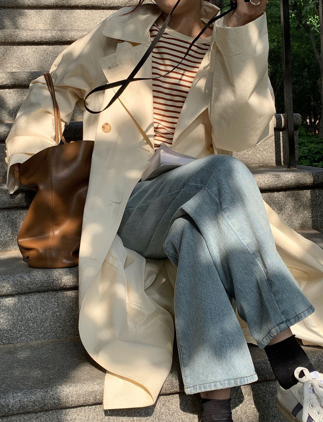 Lạnh thế này diện trench coat là 'perfect', nhưng không phải chị em nào cũng biết mix đồ cho thời thượng đâu nhé! - 1 Lạnh thế này diện trench coat là 'perfect', nhưng không phải chị em nào cũng biết mix đồ cho thời thượng đâu nhé! - 1