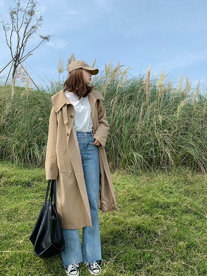 Lạnh thế này diện trench coat là 'perfect', nhưng không phải chị em nào cũng biết mix đồ cho thời thượng đâu nhé! - 2 Lạnh thế này diện trench coat là 'perfect', nhưng không phải chị em nào cũng biết mix đồ cho thời thượng đâu nhé! - 2