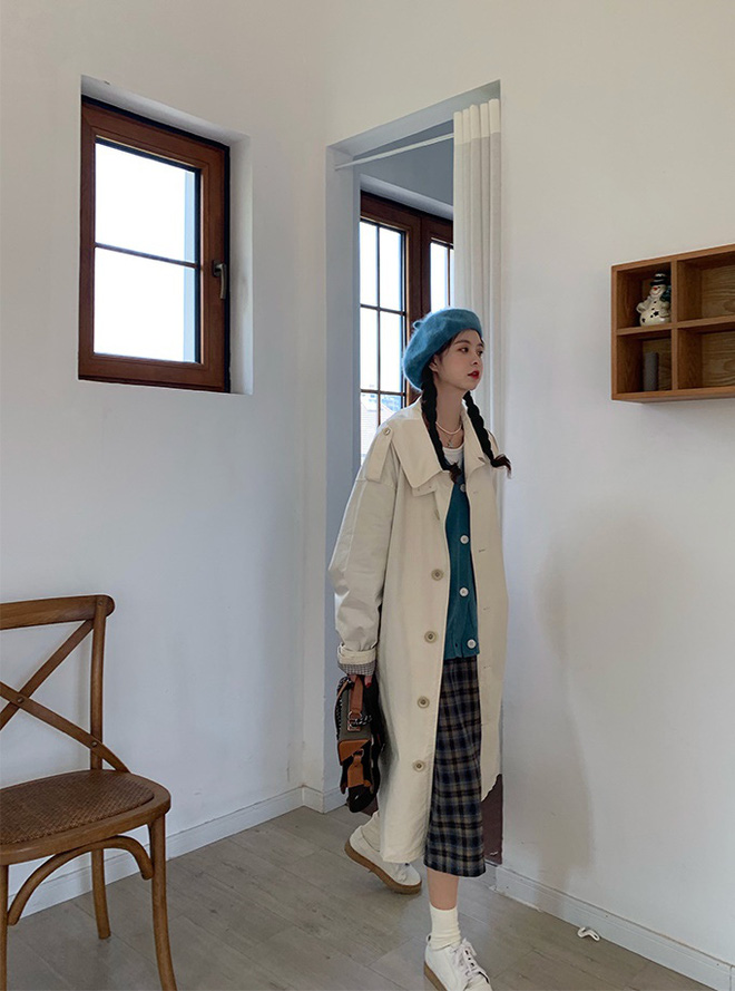Lạnh thế này diện trench coat là 'perfect', nhưng không phải chị em nào cũng biết mix đồ cho thời thượng đâu nhé! - 4 Lạnh thế này diện trench coat là 'perfect', nhưng không phải chị em nào cũng biết mix đồ cho thời thượng đâu nhé! - 4