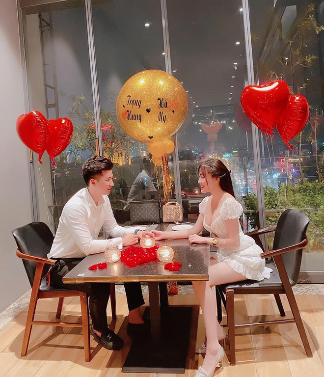 Năm 2019 có tới 5 cặp rich kid Việt tổ chức đám cưới vô cùng xa hoa, đến hiện tại ai cũng hạnh phúc, chỉ có Âu Hà My - Trọng Hưng đùng đùng ly hôn - 31 Năm 2019 có tới 5 cặp rich kid Việt tổ chức đám cưới vô cùng xa hoa, đến hiện tại ai cũng hạnh phúc, chỉ có Âu Hà My - Trọng Hưng đùng đùng ly hôn - 31