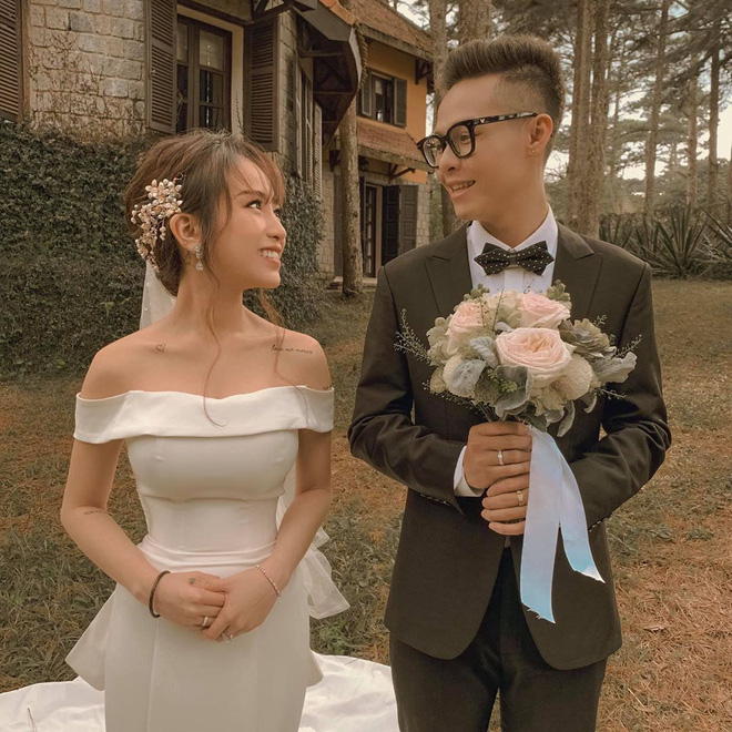 Năm 2019 có tới 5 cặp rich kid Việt tổ chức đám cưới vô cùng xa hoa, đến hiện tại ai cũng hạnh phúc, chỉ có Âu Hà My - Trọng Hưng đùng đùng ly hôn - 17 Năm 2019 có tới 5 cặp rich kid Việt tổ chức đám cưới vô cùng xa hoa, đến hiện tại ai cũng hạnh phúc, chỉ có Âu Hà My - Trọng Hưng đùng đùng ly hôn - 17