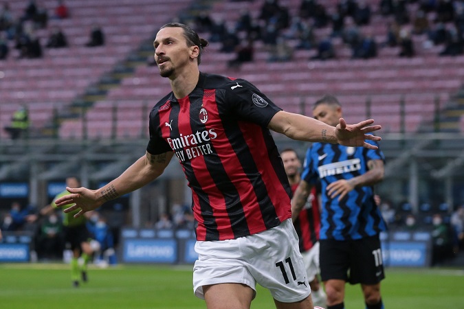 Ibrahimovic lại tuyên bố sốc: '10 năm trước không ai cản được tôi, bây giờ cũng thế!' Ibrahimovic lại tuyên bố sốc: '10 năm trước không ai cản được tôi, bây giờ cũng thế!'