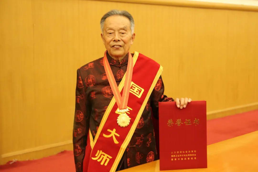 Thói quen được chuyên gia gọi là 'sát thủ' rút ngắn tuổi thọ, nguy hiểm hơn ung thư: Gần như tất cả người trẻ đều mắc và rất khó để thay đổi Thói quen được chuyên gia gọi là 'sát thủ' rút ngắn tuổi thọ, nguy hiểm hơn ung thư: Gần như tất cả người trẻ đều mắc và rất khó để thay đổi