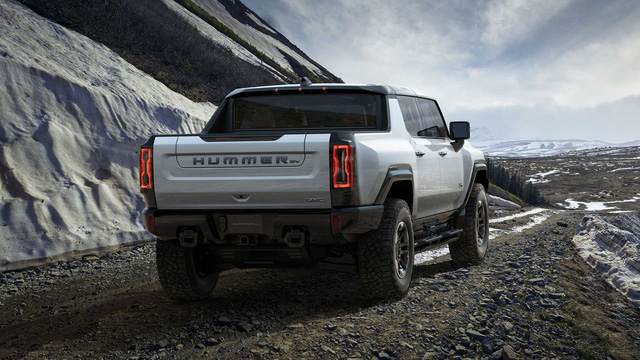 Hummer chính thức trở lại: Kiểu dáng bán tải, động cơ 1.000 mã lực, sạc nhanh như điện thoại - 1 Hummer chính thức trở lại: Kiểu dáng bán tải, động cơ 1.000 mã lực, sạc nhanh như điện thoại - 1