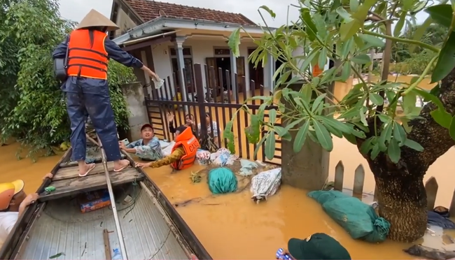 Bị yêu cầu ghi chép chi tiết từng khoản dù đã công khai sao kê, Thủy Tiên đã có trả lời rõ ràng về vấn đề này Bị yêu cầu ghi chép chi tiết từng khoản dù đã công khai sao kê, Thủy Tiên đã có trả lời rõ ràng về vấn đề này