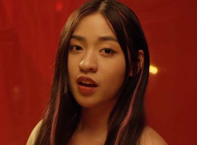 Năm lần bảy lượt nhan sắc bị dìm tơi tả, hotgirl 'trứng rán cần mỡ' đen đủi hay sự thật đúng là như vậy? - 4 Năm lần bảy lượt nhan sắc bị dìm tơi tả, hotgirl 'trứng rán cần mỡ' đen đủi hay sự thật đúng là như vậy? - 4
