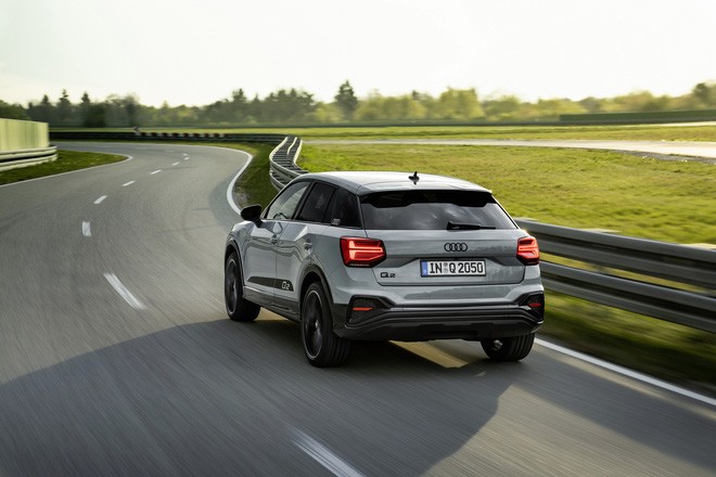 Audi Q2 2021 chính thức ra mắt: Nâng cấp để đấu BMW X2 và Mercedes-Benz GLA - 1 Audi Q2 2021 chính thức ra mắt: Nâng cấp để đấu BMW X2 và Mercedes-Benz GLA - 1