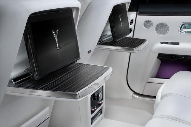 Chuyện ngược đời: Rolls-Royce phải tạo thêm tiếng ồn vì nội thất quá yên tĩnh - 5 Chuyện ngược đời: Rolls-Royce phải tạo thêm tiếng ồn vì nội thất quá yên tĩnh - 5