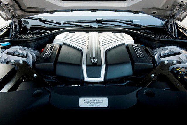 Chuyện ngược đời: Rolls-Royce phải tạo thêm tiếng ồn vì nội thất quá yên tĩnh Chuyện ngược đời: Rolls-Royce phải tạo thêm tiếng ồn vì nội thất quá yên tĩnh