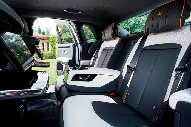 Chuyện ngược đời: Rolls-Royce phải tạo thêm tiếng ồn vì nội thất quá yên tĩnh - 2 Chuyện ngược đời: Rolls-Royce phải tạo thêm tiếng ồn vì nội thất quá yên tĩnh - 2