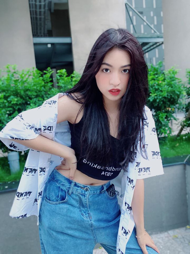 Năm lần bảy lượt nhan sắc bị dìm tơi tả, hotgirl 'trứng rán cần mỡ' đen đủi hay sự thật đúng là như vậy? - 14 Năm lần bảy lượt nhan sắc bị dìm tơi tả, hotgirl 'trứng rán cần mỡ' đen đủi hay sự thật đúng là như vậy? - 14