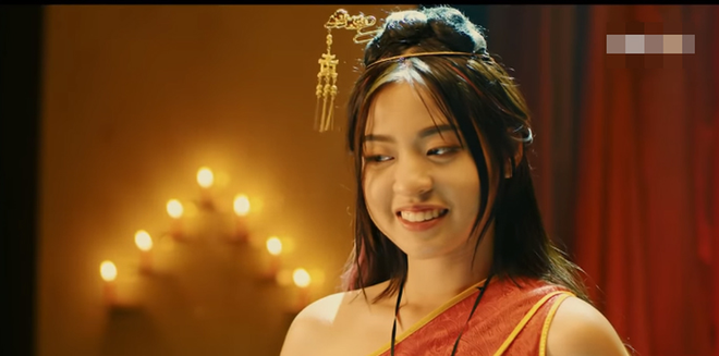 Năm lần bảy lượt nhan sắc bị dìm tơi tả, hotgirl 'trứng rán cần mỡ' đen đủi hay sự thật đúng là như vậy? - 5 Năm lần bảy lượt nhan sắc bị dìm tơi tả, hotgirl 'trứng rán cần mỡ' đen đủi hay sự thật đúng là như vậy? - 5