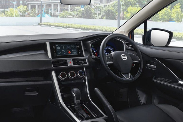 Đổi nhà phân phối, Nissan Livina trước cơ hội về Việt Nam làm khó Mitsubishi Xpander và cả Toyota Innova - 3 Đổi nhà phân phối, Nissan Livina trước cơ hội về Việt Nam làm khó Mitsubishi Xpander và cả Toyota Innova - 3