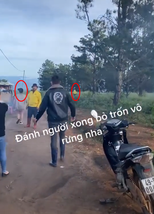 Nhóm bạn trẻ bức xúc tố lên Đà Lạt săn mây bị 'chặt chém' vô cớ 420.000 đồng tiền vé, còn bị người thu vé đánh rồi bỏ chạy vào rừng? - 5 Nhóm bạn trẻ bức xúc tố lên Đà Lạt săn mây bị 'chặt chém' vô cớ 420.000 đồng tiền vé, còn bị người thu vé đánh rồi bỏ chạy vào rừng? - 5