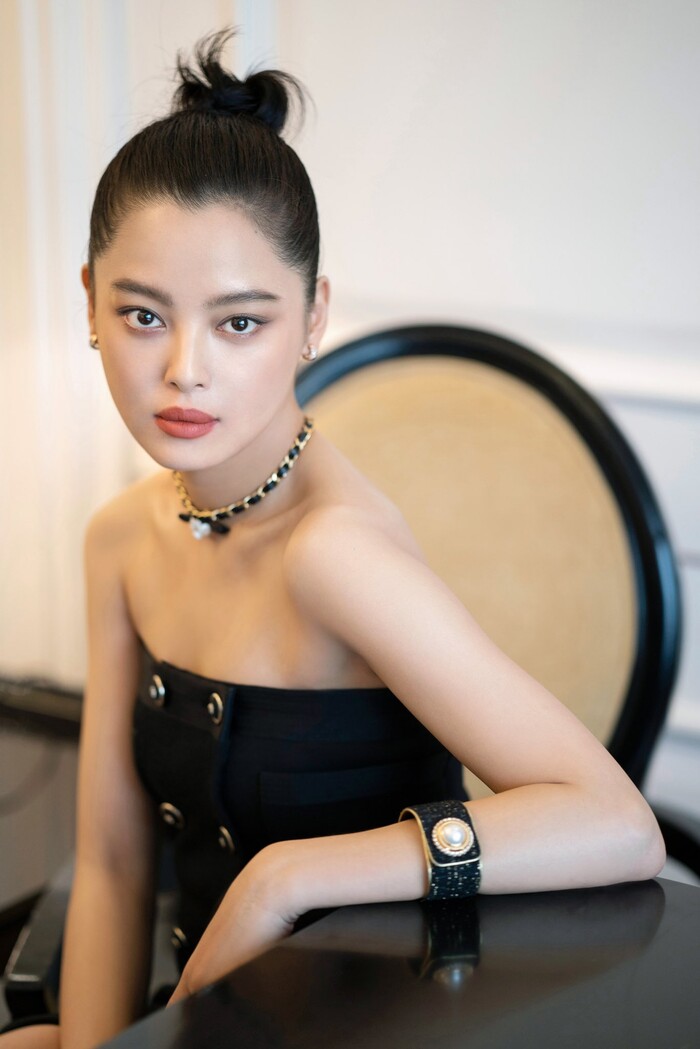 Đêm hội ELLE 2020: Dương Mịch, Cổ Lực Na Trát, Hồ Hạnh Nhi khoe ngực đầy, thần thái đỉnh cao - 47 Đêm hội ELLE 2020: Dương Mịch, Cổ Lực Na Trát, Hồ Hạnh Nhi khoe ngực đầy, thần thái đỉnh cao - 47
