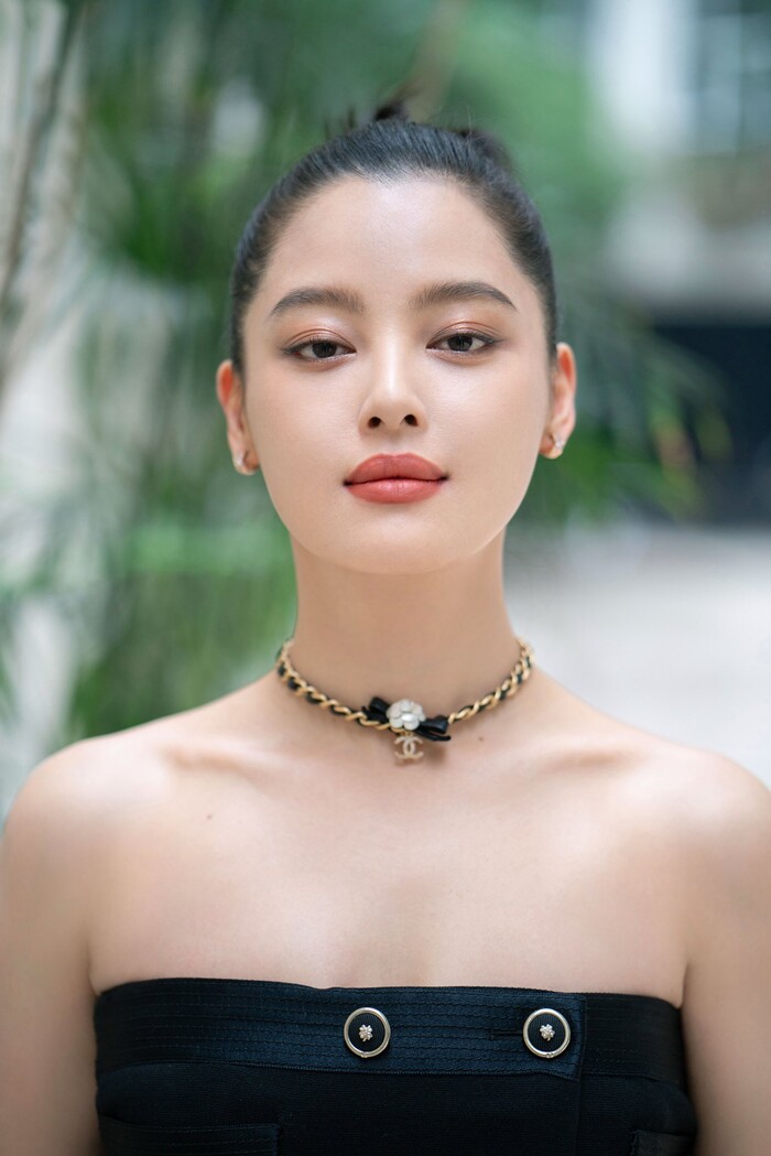 Đêm hội ELLE 2020: Dương Mịch, Cổ Lực Na Trát, Hồ Hạnh Nhi khoe ngực đầy, thần thái đỉnh cao - 48 Đêm hội ELLE 2020: Dương Mịch, Cổ Lực Na Trát, Hồ Hạnh Nhi khoe ngực đầy, thần thái đỉnh cao - 48