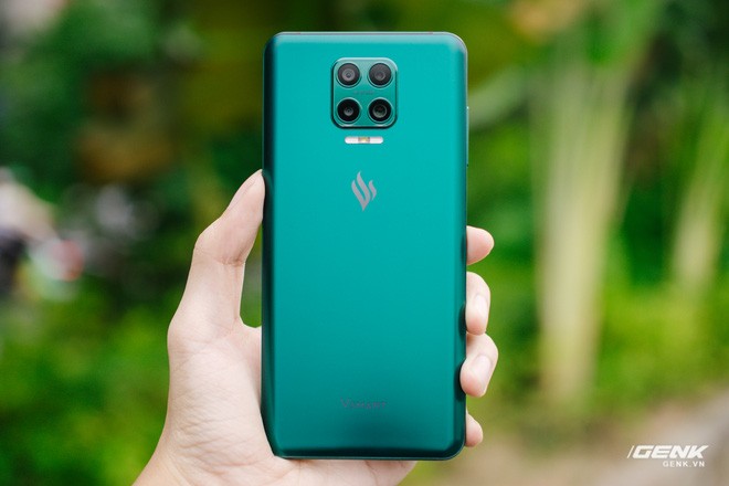 Chi tiết Vsmart Aris Pro: Smartphone Việt đầu tiên có camera ẩn dưới màn hình, giá 10 triệu - 2 Chi tiết Vsmart Aris Pro: Smartphone Việt đầu tiên có camera ẩn dưới màn hình, giá 10 triệu - 2
