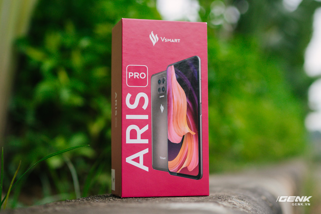 Chi tiết Vsmart Aris Pro: Smartphone Việt đầu tiên có camera ẩn dưới màn hình, giá 10 triệu Chi tiết Vsmart Aris Pro: Smartphone Việt đầu tiên có camera ẩn dưới màn hình, giá 10 triệu