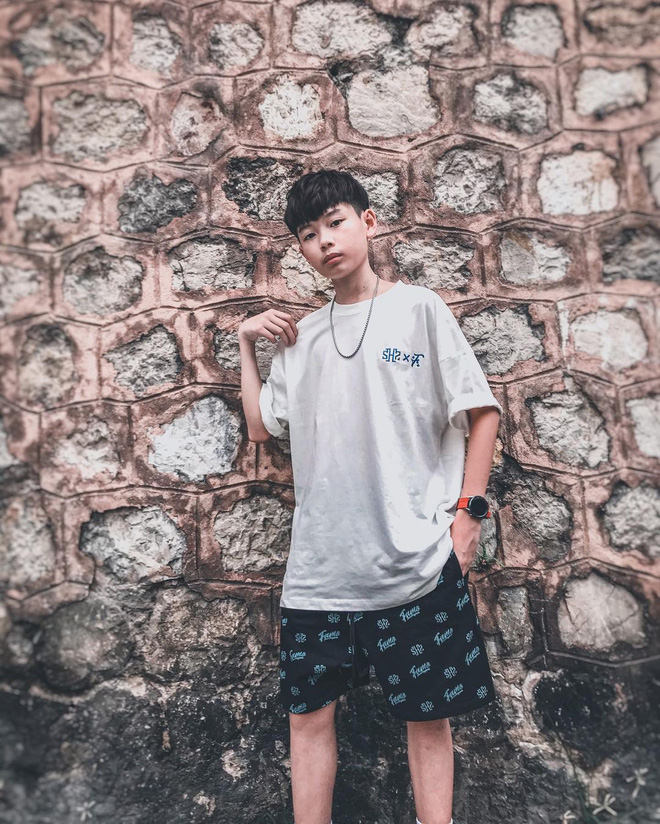 Em chồng 2k6 của Trang Lou ngày nào còn mặc đồ siêu nhân giờ đã ngầu lòi rồi - 4 Em chồng 2k6 của Trang Lou ngày nào còn mặc đồ siêu nhân giờ đã ngầu lòi rồi - 4