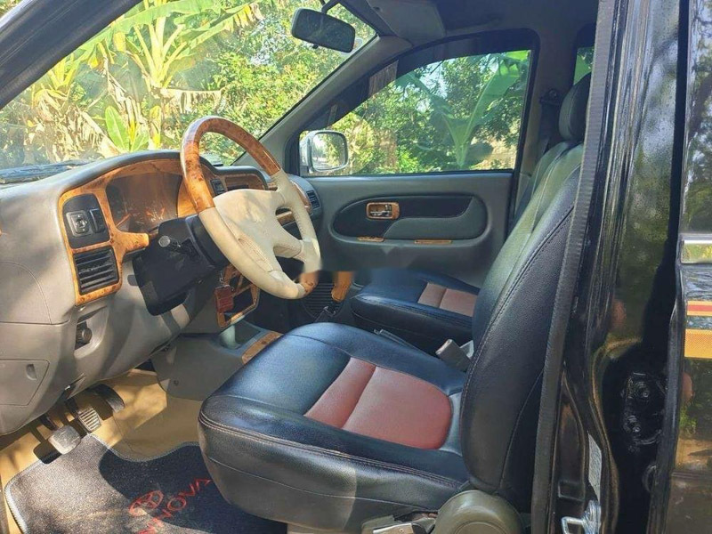 Những mẫu ô tô cũ 7 chỗ gầm cao giá chỉ bằng Honda SH nhập - 7 Những mẫu ô tô cũ 7 chỗ gầm cao giá chỉ bằng Honda SH nhập - 7
