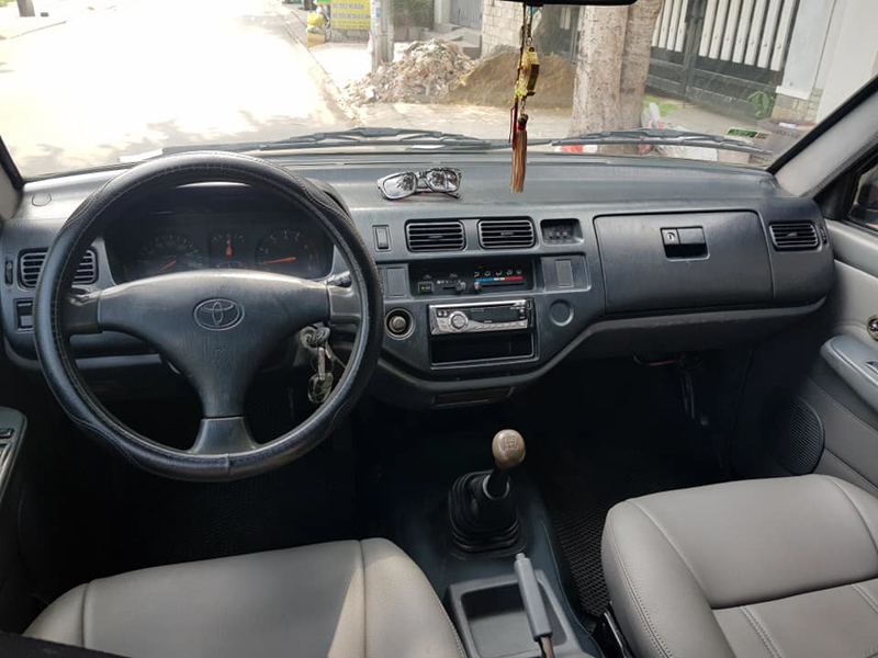 Những mẫu ô tô cũ 7 chỗ gầm cao giá chỉ bằng Honda SH nhập - 1 Những mẫu ô tô cũ 7 chỗ gầm cao giá chỉ bằng Honda SH nhập - 1