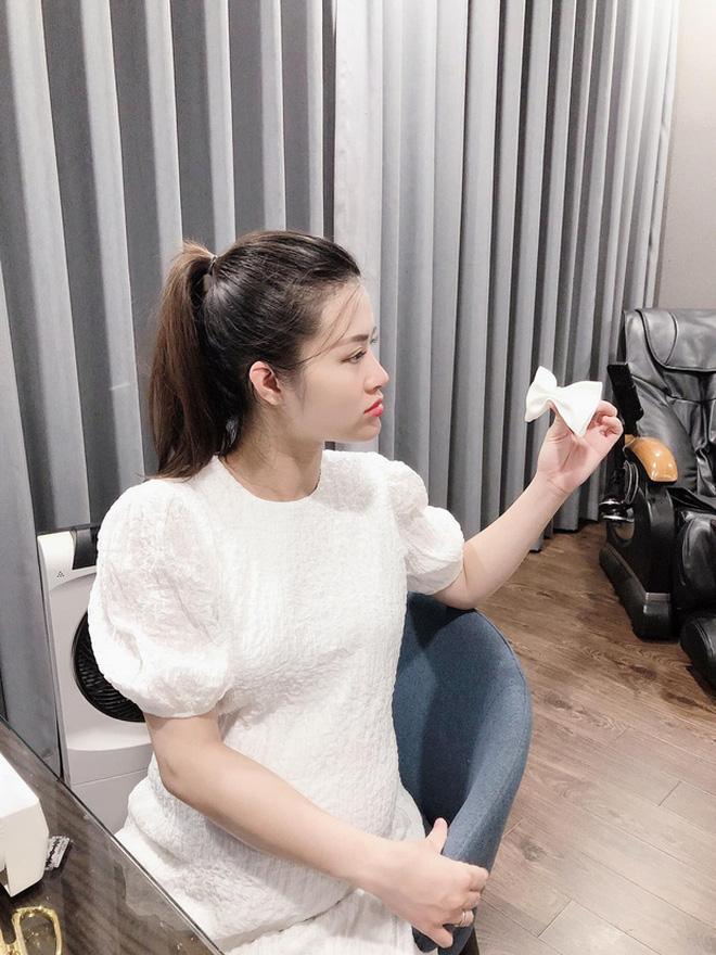 Hành trình mang thai của Đông Nhi: Gây sốt từ khi tuyên bố đến ngày vỡ chum, hình ảnh Ông Cao Thắng kề cận đáng ghen tị - 14 Hành trình mang thai của Đông Nhi: Gây sốt từ khi tuyên bố đến ngày vỡ chum, hình ảnh Ông Cao Thắng kề cận đáng ghen tị - 14