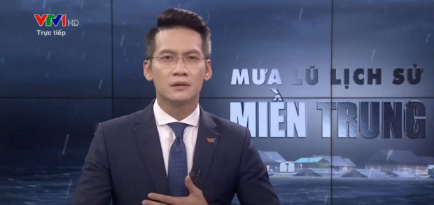 Clip hậu trường BTV VTV cắn chặt răng bật khóc sau khi cố kìm nén trên sóng trực tiếp về bão lũ miền Trung Clip hậu trường BTV VTV cắn chặt răng bật khóc sau khi cố kìm nén trên sóng trực tiếp về bão lũ miền Trung