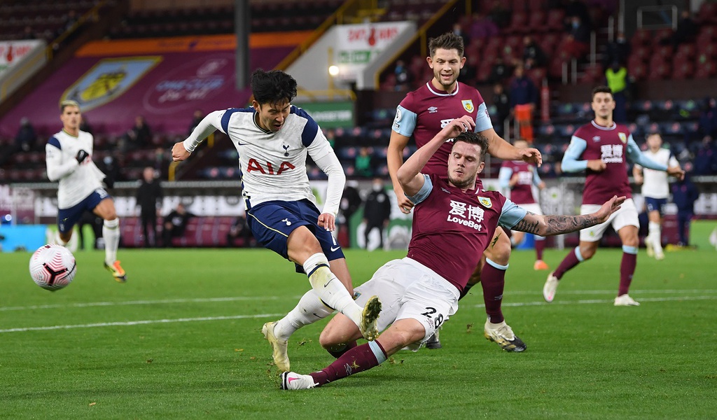 Son Heung-min tỏa sáng giúp Tottenham giành 3 điểm - 6