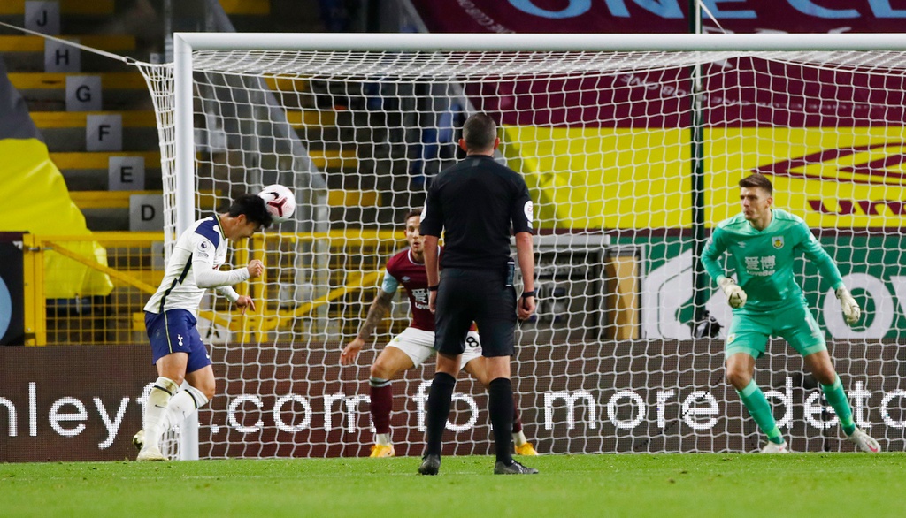 Son Heung-min tỏa sáng giúp Tottenham giành 3 điểm - 8