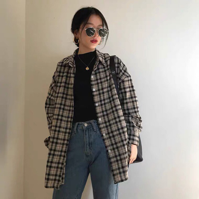 6 kiểu áo đáng sắm để mix cùng quần jeans, chị em diện mùa đông là có outfit trendy chuẩn chỉnh - 11 6 kiểu áo đáng sắm để mix cùng quần jeans, chị em diện mùa đông là có outfit trendy chuẩn chỉnh - 11