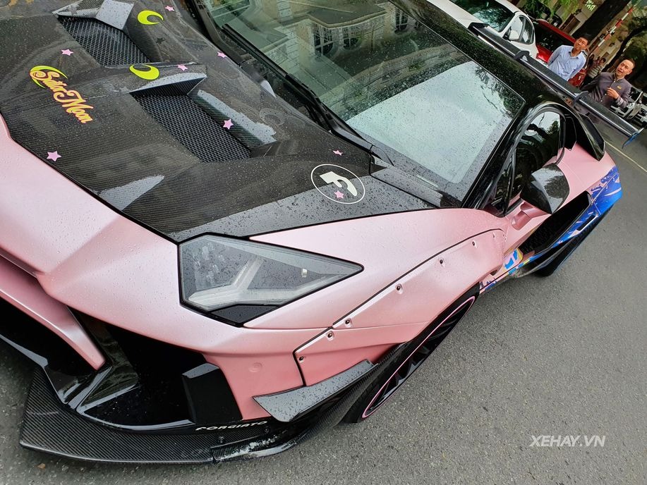 Bất ngờ với phong cách 'Thuỷ thủ mặt trăng' của siêu phẩm Lamborghini Aventador độ độc nhất tại Việt Nam - 3 Bất ngờ với phong cách 'Thuỷ thủ mặt trăng' của siêu phẩm Lamborghini Aventador độ độc nhất tại Việt Nam - 3