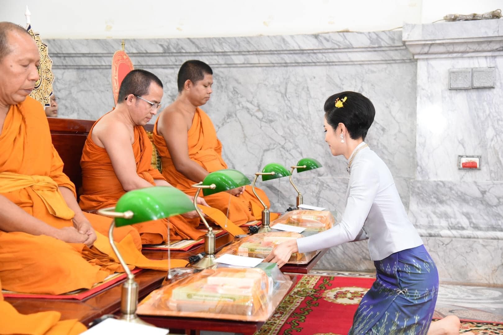 Hoàng quý phi Thái Lan gây sốt với vẻ đẹp hoàn mỹ nhưng Hoàng hậu Suthida vẫn chiếm spotlight bằng loạt ưu điểm - 5 Hoàng quý phi Thái Lan gây sốt với vẻ đẹp hoàn mỹ nhưng Hoàng hậu Suthida vẫn chiếm spotlight bằng loạt ưu điểm - 5