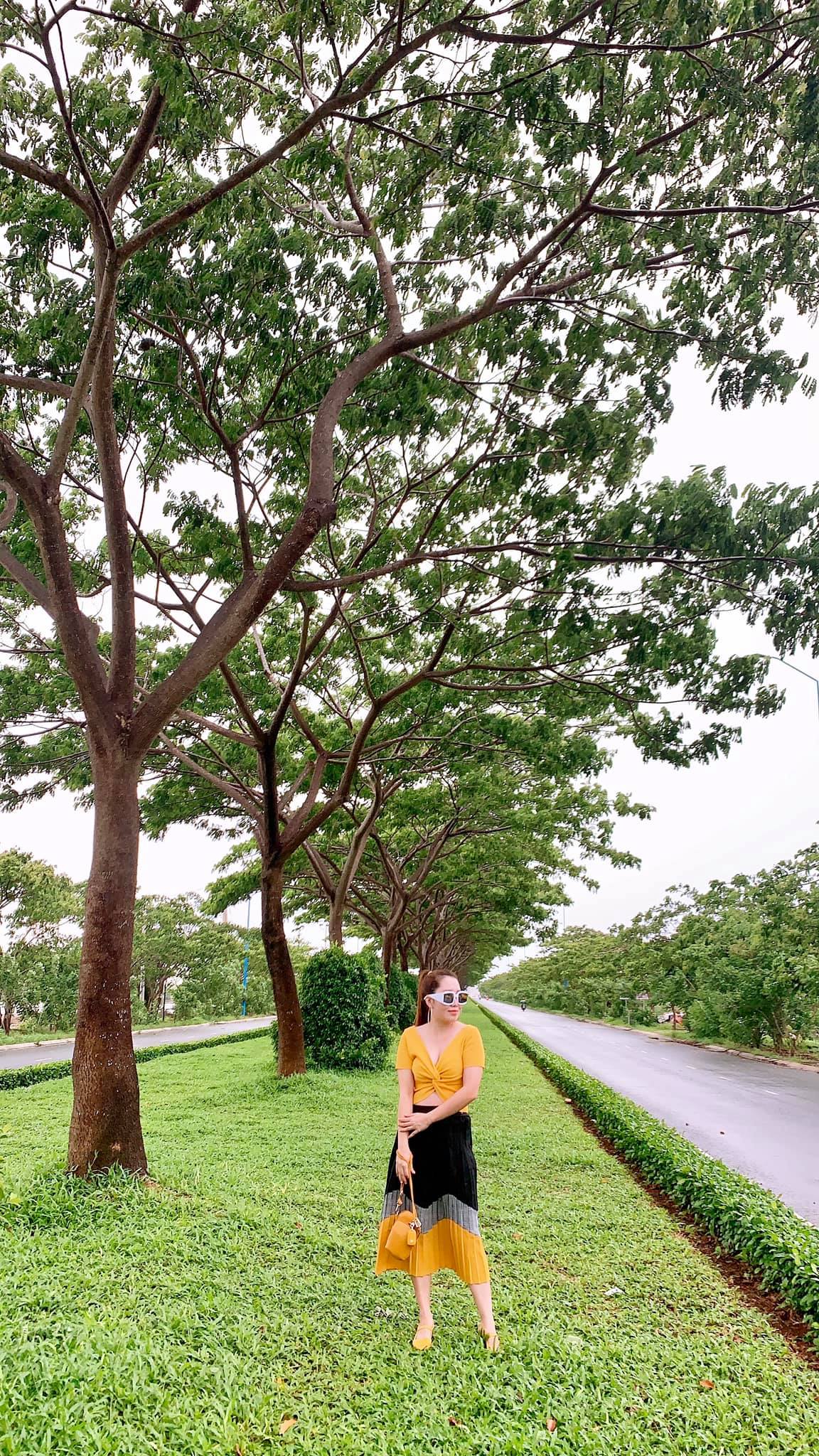 Cô nàng hút gần 4K like vì 'nghiện' màu vàng, bộ sưu tập khiến dân tình 'choáng' - 1 Cô nàng hút gần 4K like vì 'nghiện' màu vàng, bộ sưu tập khiến dân tình 'choáng' - 1