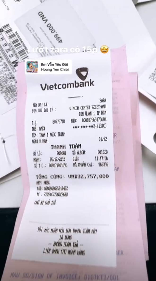 Người ta vào Zara mua sương sương vài triệu, riêng Ngọc Trinh 'quất' bill gần 38 triệu, Thúy Kiều xách 2 tay không xuể - 8 Người ta vào Zara mua sương sương vài triệu, riêng Ngọc Trinh 'quất' bill gần 38 triệu, Thúy Kiều xách 2 tay không xuể - 8