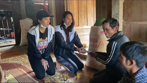 Minh Triệu công khai số tiền đã chi trong tổng số hơn 800 triệu nhận được, gây chú ý khi vạch rõ 5 điều lưu ý trong việc cứu trợ miền Trung - 3 Minh Triệu công khai số tiền đã chi trong tổng số hơn 800 triệu nhận được, gây chú ý khi vạch rõ 5 điều lưu ý trong việc cứu trợ miền Trung - 3