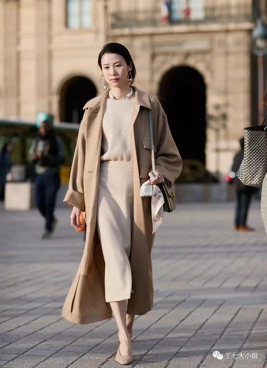 5 món trang phục màu trà sữa biến style thành siêu cấp sang trọng chỉ trong nháy mắt - 8 5 món trang phục màu trà sữa biến style thành siêu cấp sang trọng chỉ trong nháy mắt - 8