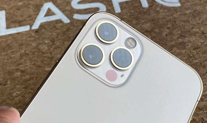 Giá iPhone 12 Pro tăng trở lại vì khan hàng Giá iPhone 12 Pro tăng trở lại vì khan hàng