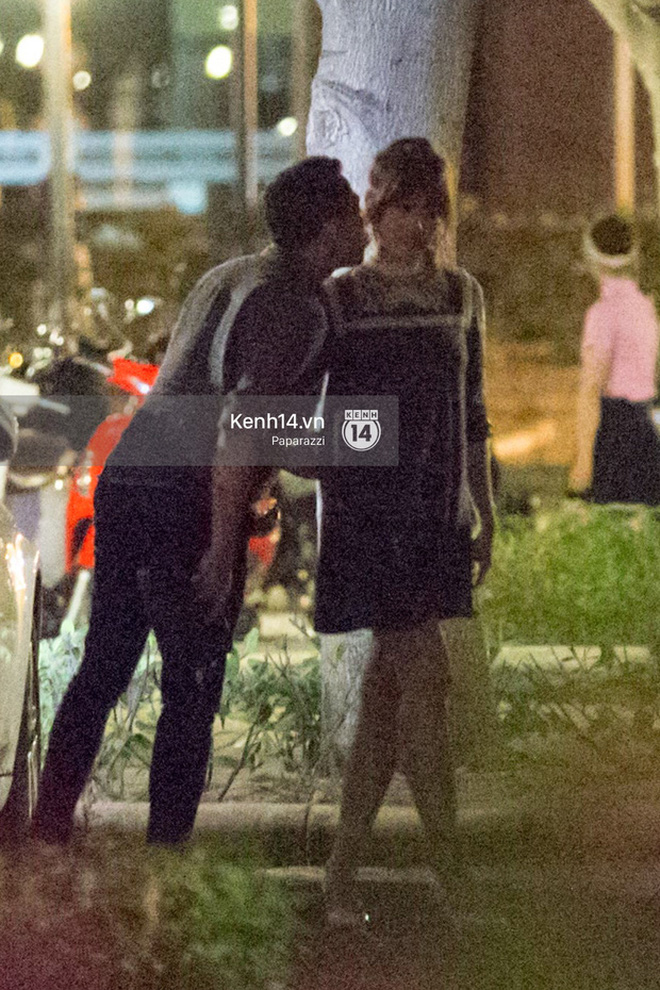 Lần đầu Trấn Thành kể chuyện 'cưa' đổ Hari Won chỉ sau 3 buổi, sự thật đằng sau ảnh paparazzi hôn nhau ở vỉa hè 4 năm trước - 1 Lần đầu Trấn Thành kể chuyện 'cưa' đổ Hari Won chỉ sau 3 buổi, sự thật đằng sau ảnh paparazzi hôn nhau ở vỉa hè 4 năm trước - 1