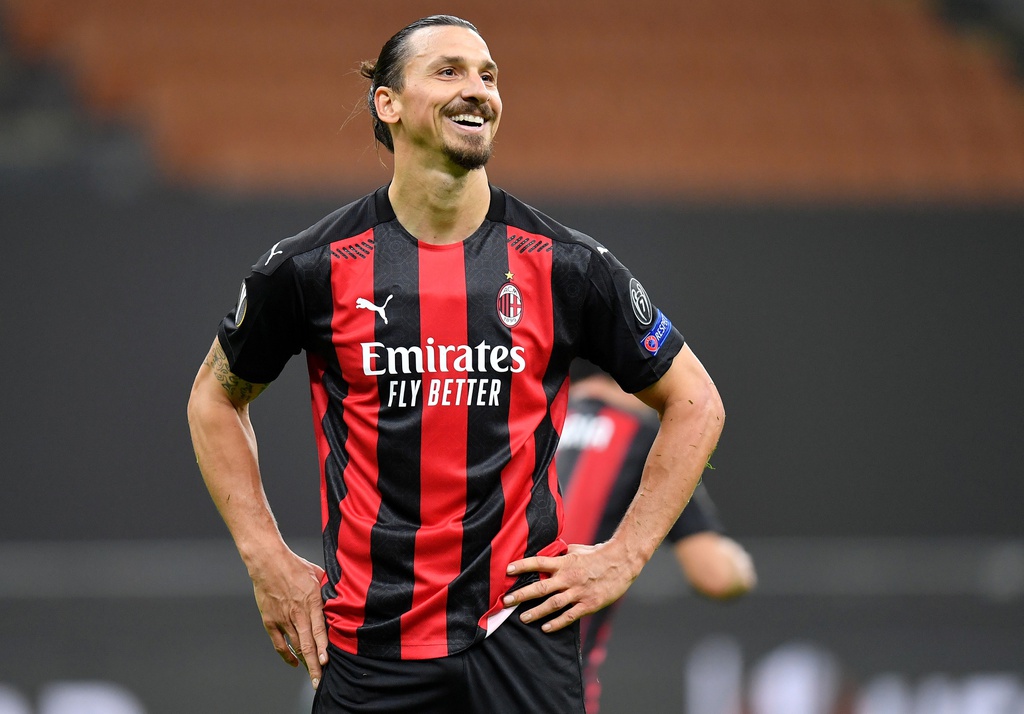 Ibrahimovic sút hỏng 11 m trong trận thắng 3-0 của AC Milan - 8