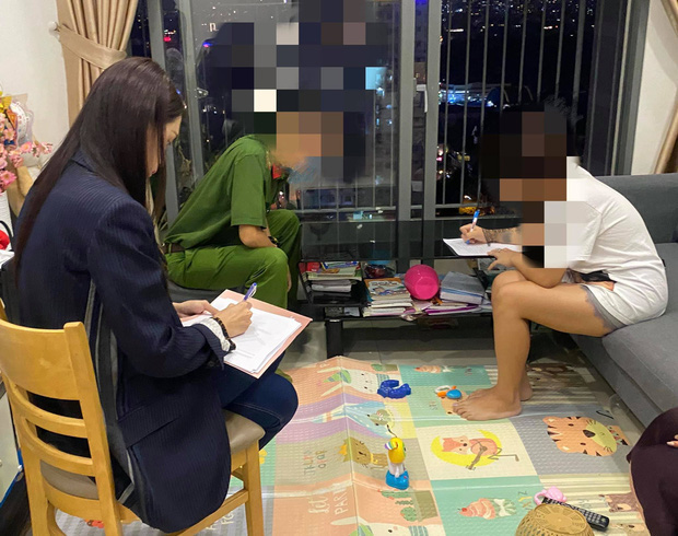 Luật sư chia sẻ những trường hợp có thể xảy ra quanh bức ảnh Hương Giang mời công an đến nhà antifan Luật sư chia sẻ những trường hợp có thể xảy ra quanh bức ảnh Hương Giang mời công an đến nhà antifan