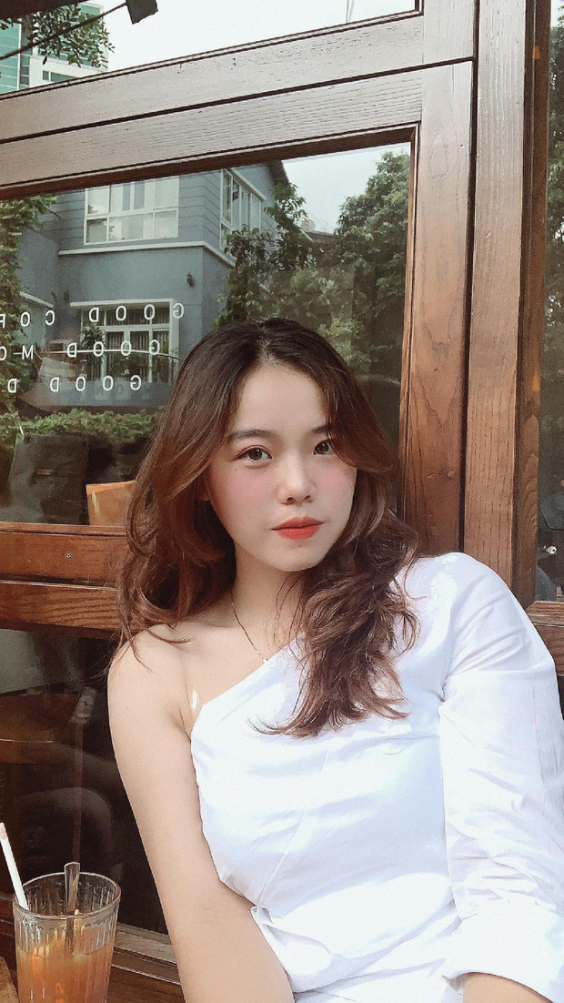 Bị quạt trần chặt vào đầu khi mới vào ký túc xá ở, nữ sinh NEU lột xác ngoạn mục sau 4 năm - 5 Bị quạt trần chặt vào đầu khi mới vào ký túc xá ở, nữ sinh NEU lột xác ngoạn mục sau 4 năm - 5