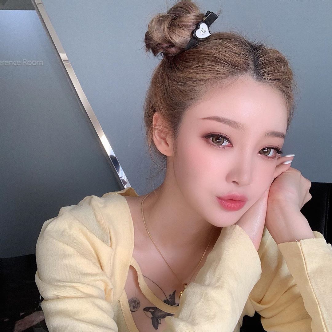 Da ngày càng sần sùi thô ráp, chị em cần 'cải tổ' ngay từ bước rửa mặt mới mong da đẹp lên được - 2 Da ngày càng sần sùi thô ráp, chị em cần 'cải tổ' ngay từ bước rửa mặt mới mong da đẹp lên được - 2