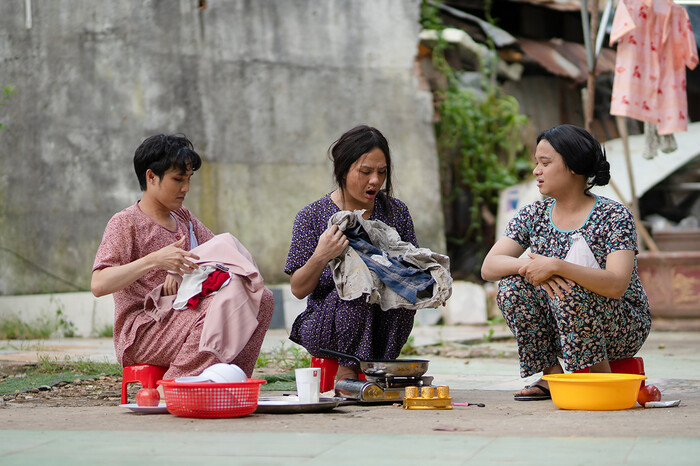 'Tắt tiếng' của Huỳnh Lập - Duy Khánh- Lê Nhân 'cà khịa' CĐM: Từ chuyện Đông Nhi đi đẻ đến cứu trợ mùa lũ - 7 'Tắt tiếng' của Huỳnh Lập - Duy Khánh- Lê Nhân 'cà khịa' CĐM: Từ chuyện Đông Nhi đi đẻ đến cứu trợ mùa lũ - 7