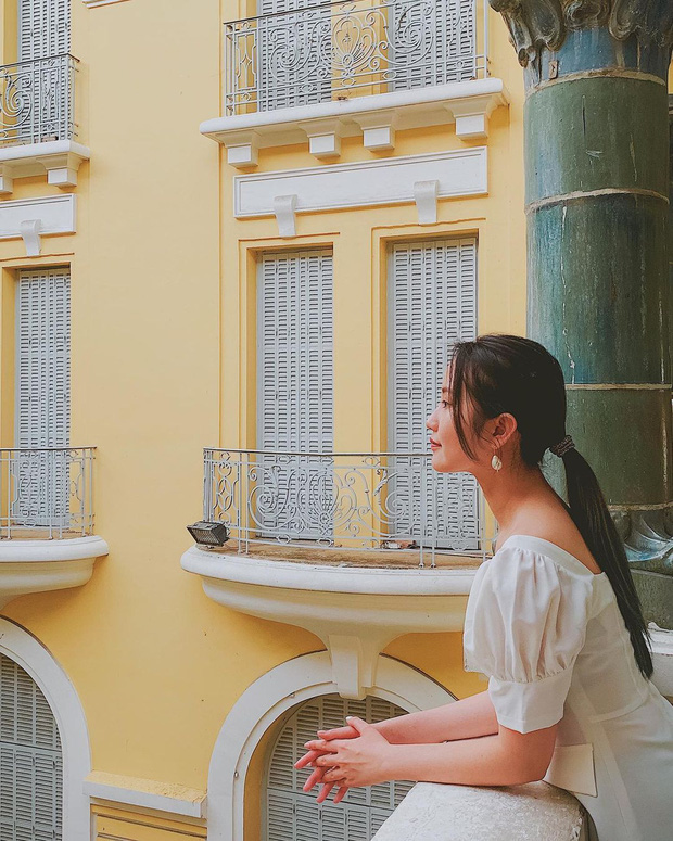 Không phải Midu, cô gái ngồi trên siêu xe Phan Thành có góc nghiêng khớp với bồ cũ gần nhất? - 2 Không phải Midu, cô gái ngồi trên siêu xe Phan Thành có góc nghiêng khớp với bồ cũ gần nhất? - 2