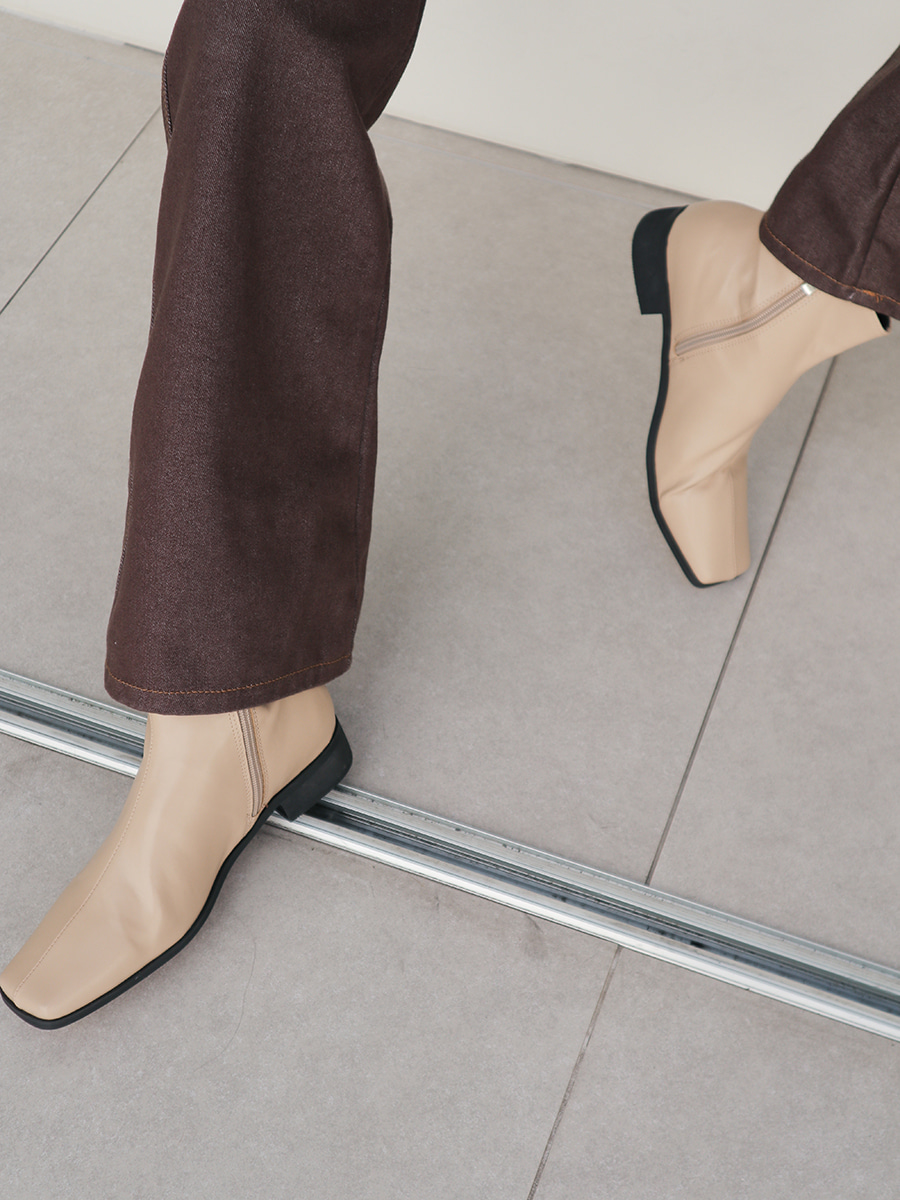 Đáng đầu tư nhất trong tủ đồ mùa lạnh chính là 2 kiểu boots tưởng dìm dáng hóa lại cực tôn chân này - 9 Đáng đầu tư nhất trong tủ đồ mùa lạnh chính là 2 kiểu boots tưởng dìm dáng hóa lại cực tôn chân này - 9