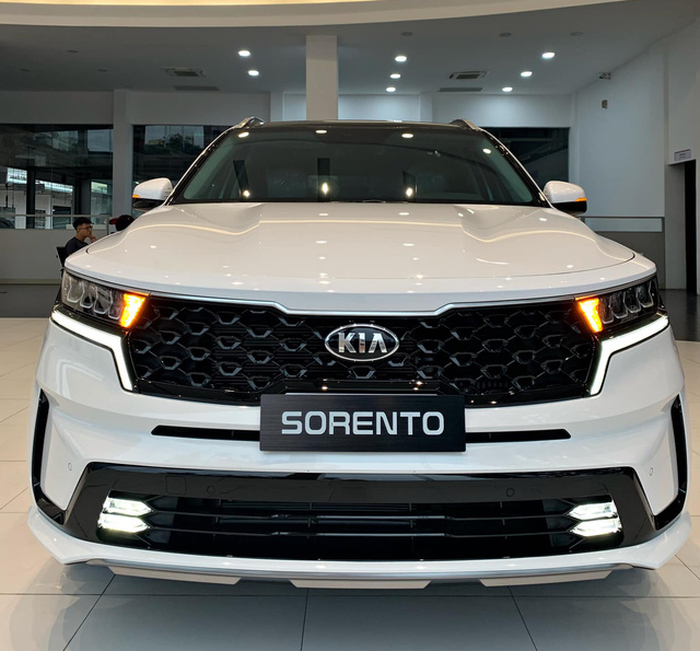 Kia Sorento 2021 bản lắp ráp trong nước đã về đại lý, nhiều khách kịp hưởng ưu đãi phí trước bạ Kia Sorento 2021 bản lắp ráp trong nước đã về đại lý, nhiều khách kịp hưởng ưu đãi phí trước bạ