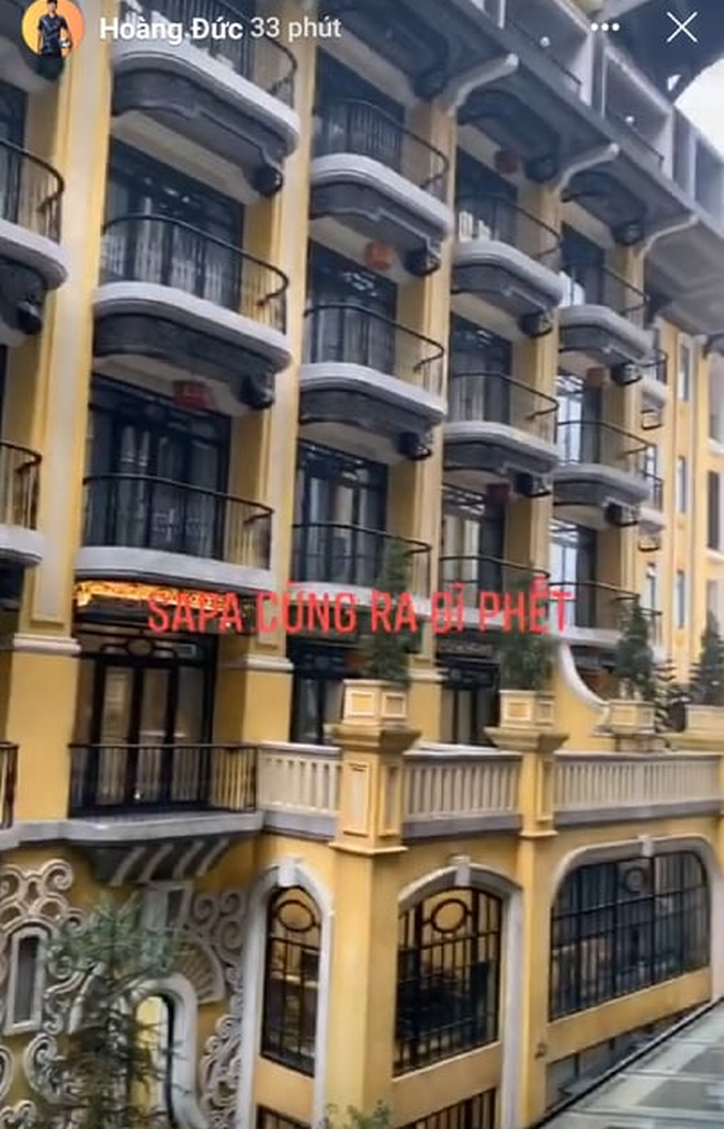 Ngày lạnh Hoàng Đức đưa bạn gái xinh đẹp đi chơi Sa Pa, check-in cùng kiểu tóc 'trendy' khiến dân FA ghen nổ mắt Ngày lạnh Hoàng Đức đưa bạn gái xinh đẹp đi chơi Sa Pa, check-in cùng kiểu tóc 'trendy' khiến dân FA ghen nổ mắt
