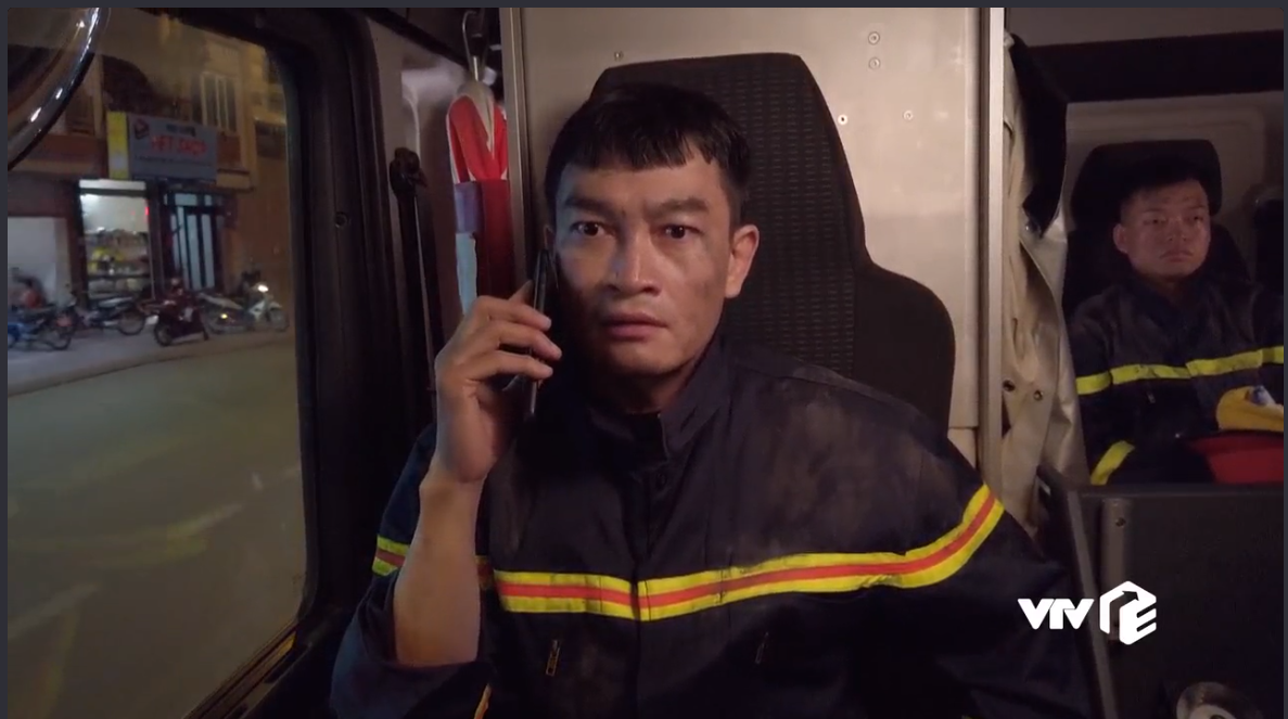 Lửa ấm tập 37: Thủy và Hoàng có nguy cơ bị nhiễm HIV - 12 Lửa ấm tập 37: Thủy và Hoàng có nguy cơ bị nhiễm HIV - 12